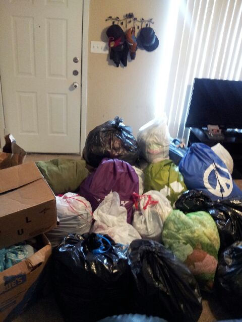 Donations+pile+up+for+Sommer+Shaws+clothing+drive.
