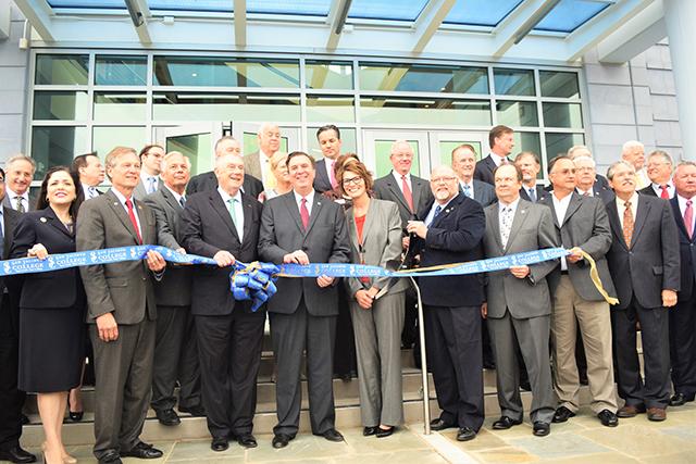 Elected+officials+and+industry+leaders+were+in+attendance+March+8+at+a+grand+opening+ceremony+to+officially+open+San+Jacinto+College%E2%80%99s+newest+campus.