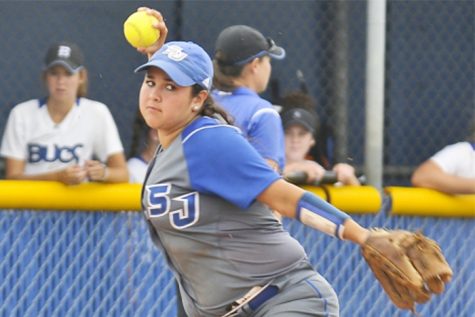 Coyote Softball Moves to Maintain Momentum