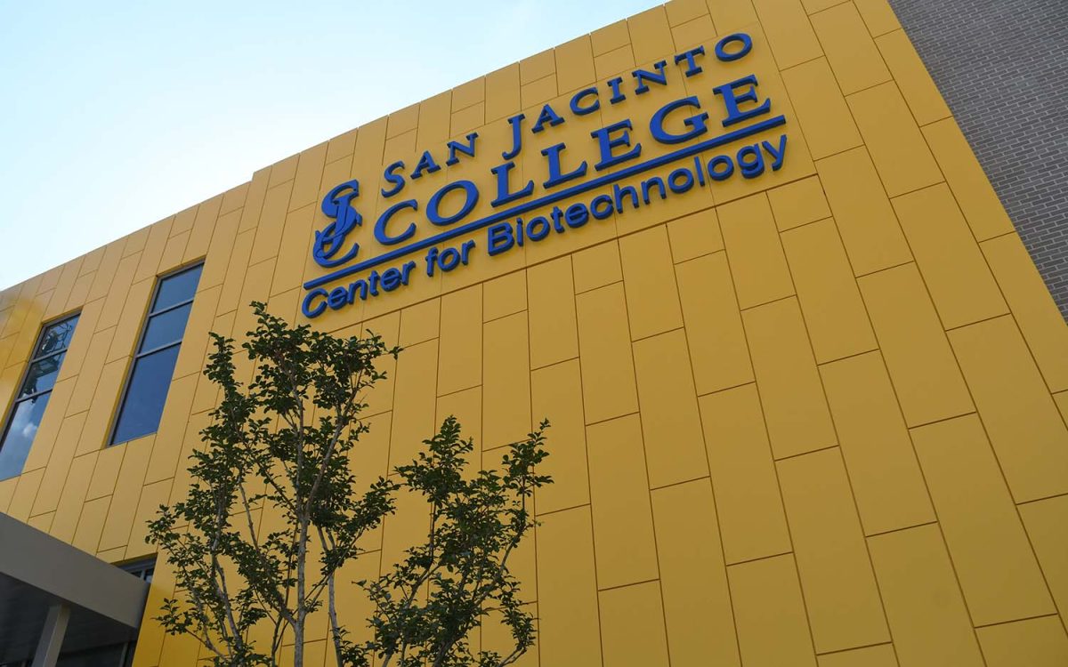 San Jacinto College interns set standard for biomanufacturing collaboration