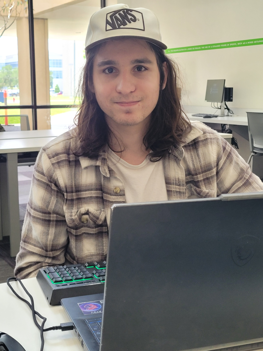 Colin Paul, Communications